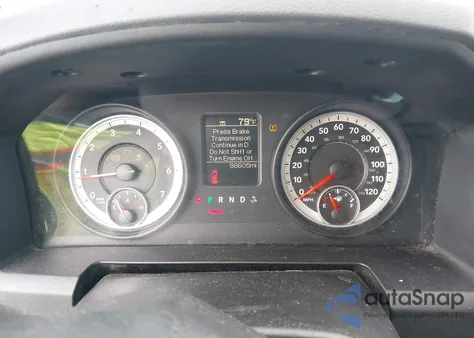 2013 Ram 1500 Tradesman z USA, uszkodzony, nr VIN 1C6RR6FG0DS582901